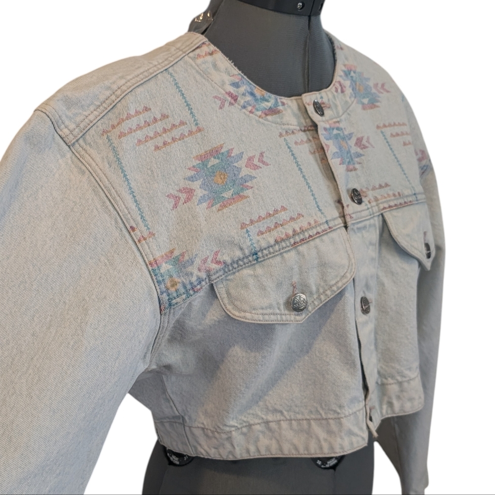 90s vintage Nuovo Women's Denim southwestern Light‎ Acid Wash Crop Jacket Rare